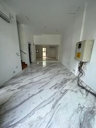 Cambridge Road (D8), Terrace #576624951